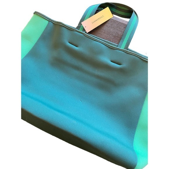 New! Summersalt The Perfect Beach Tote Neoprene Bag Carryall FAB FIT Green OS - Picture 6 of 6